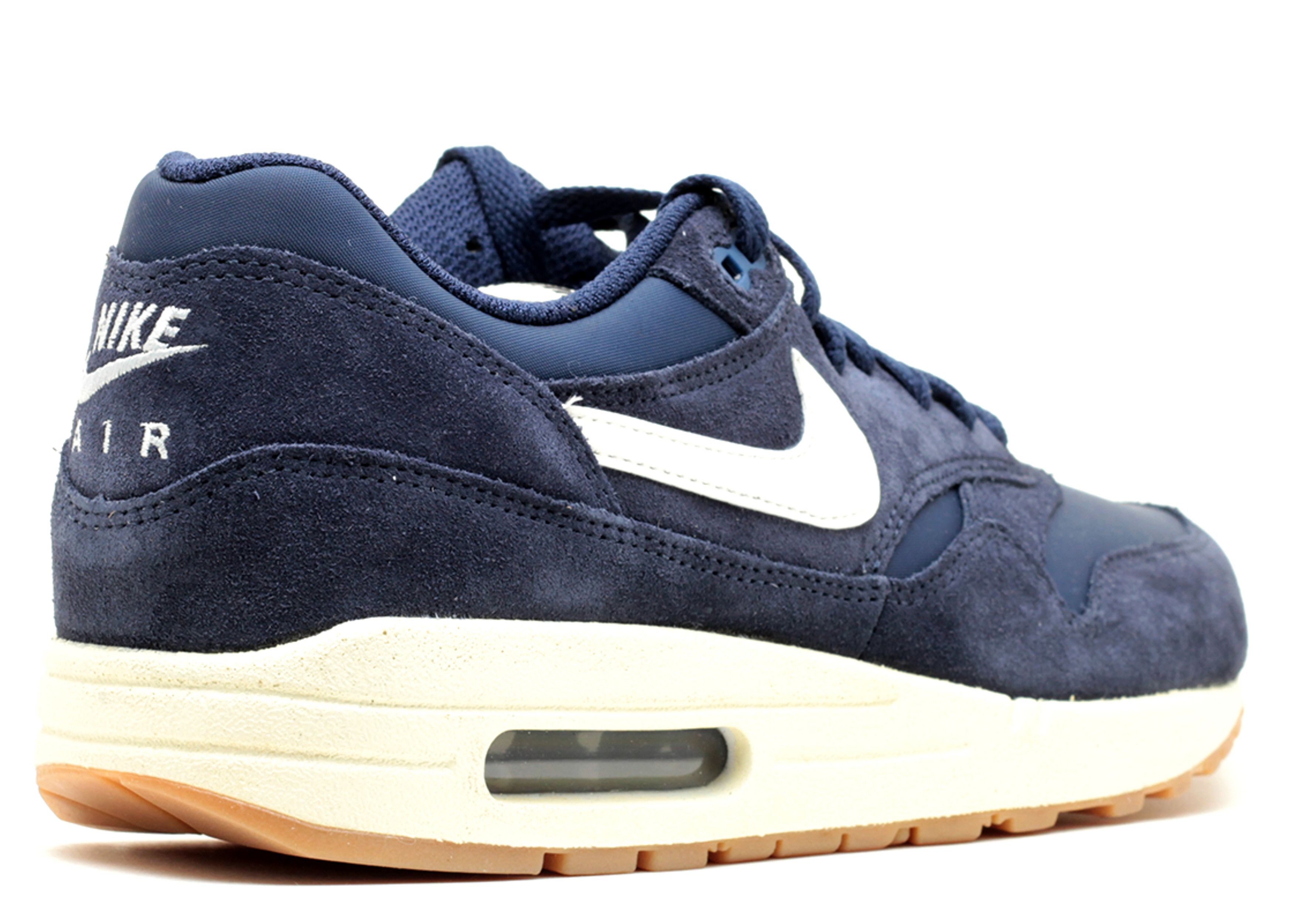 Air Max 1 Essential ‘Navy Sail Gum’