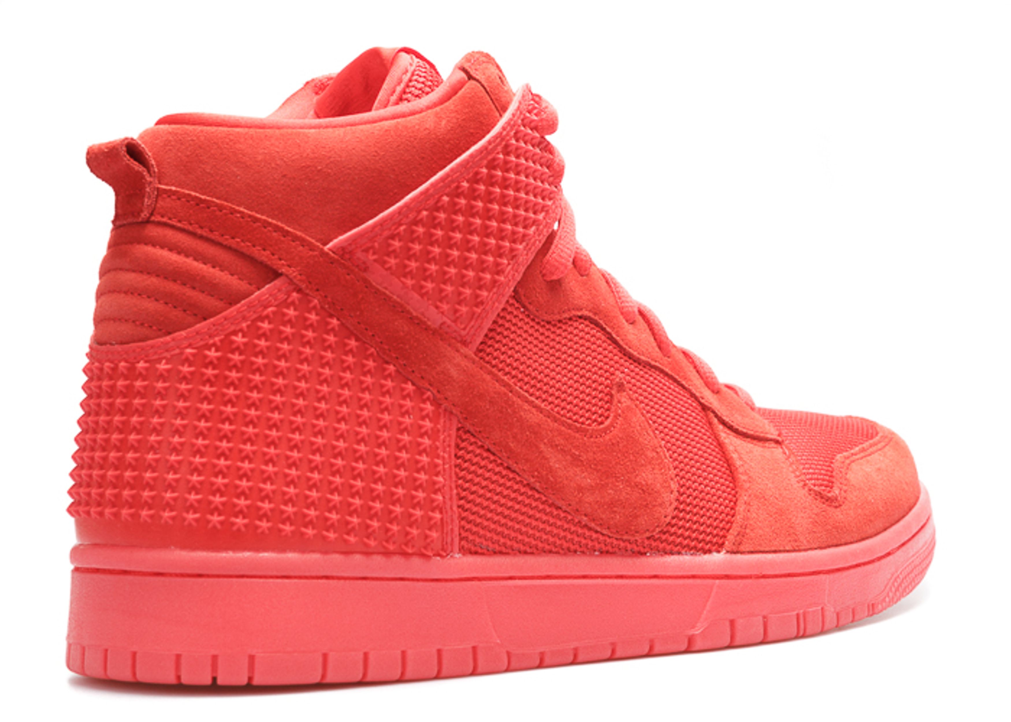 Dunk Hi CMFT Premium ‘Red October’