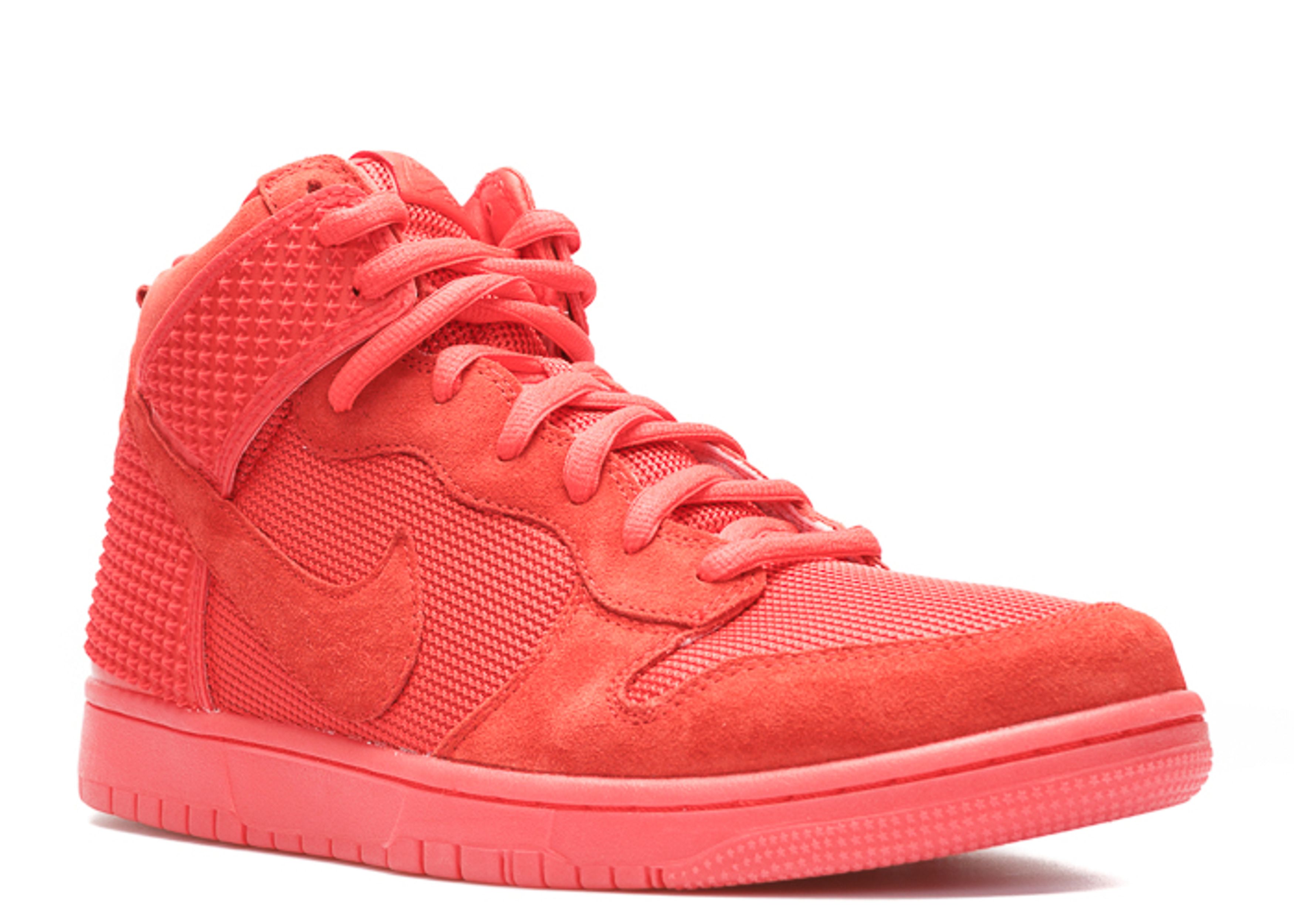 Dunk Hi CMFT Premium ‘Red October’