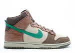 Dunk High Premium SB ‘Tweed Classic Green’