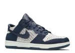 Dunk Low Flyknit ‘College Navy Platinum’