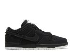 Gnarhunters x Dunk Low SB ‘Black’