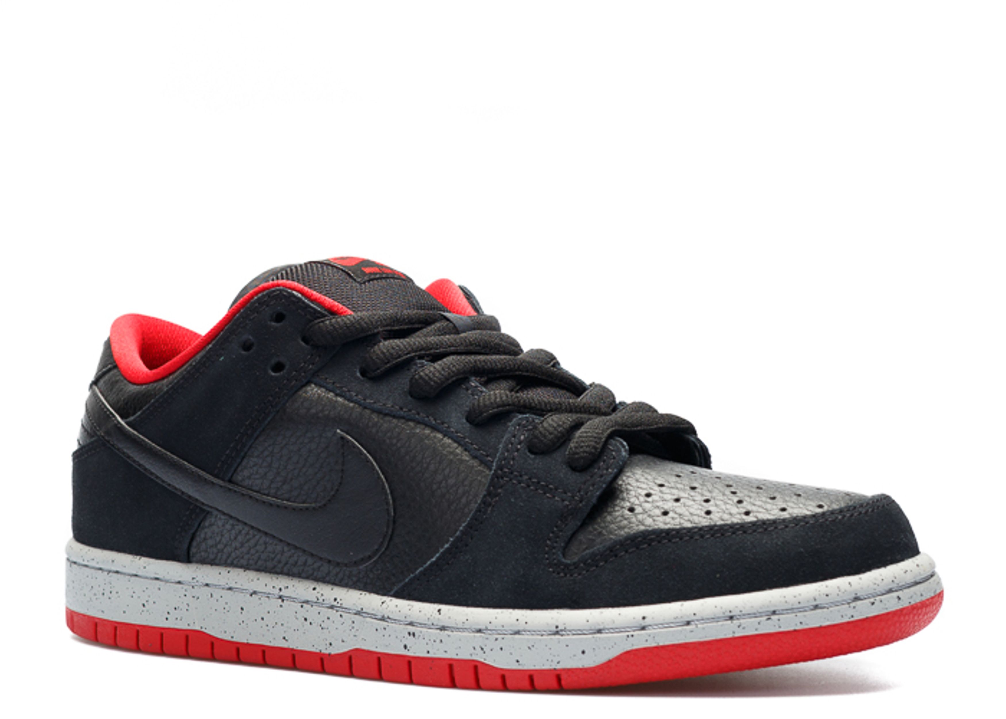 SB Dunk Low Pro ‘Black Cement’