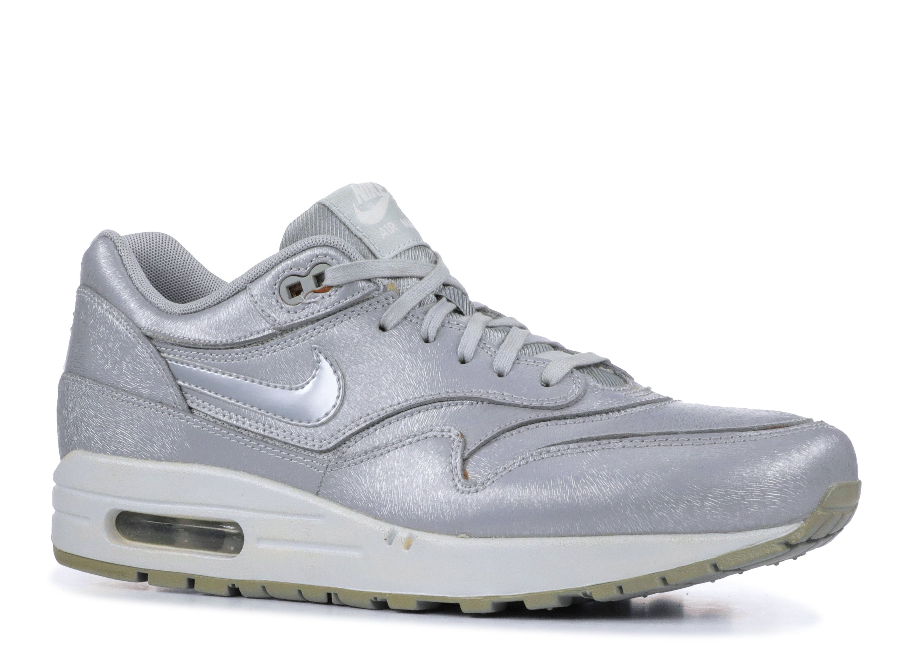 Wmns Air Max 1 Cut Out Premium ‘Magnetic Field’