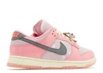 Wmns Dunk Low LX ‘Barbie’